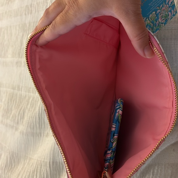*NWT* Lilly Pulitzer Tech Pouch Set - Picture 6 of 8